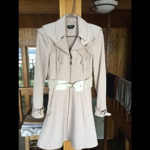 Bebe unique fitted trench coat